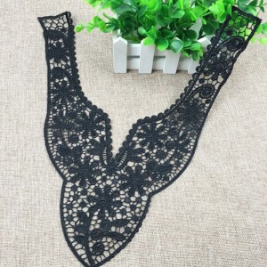 Elegant kvinnors DIY svart blommig spets halsringning Applique tyg för klänning